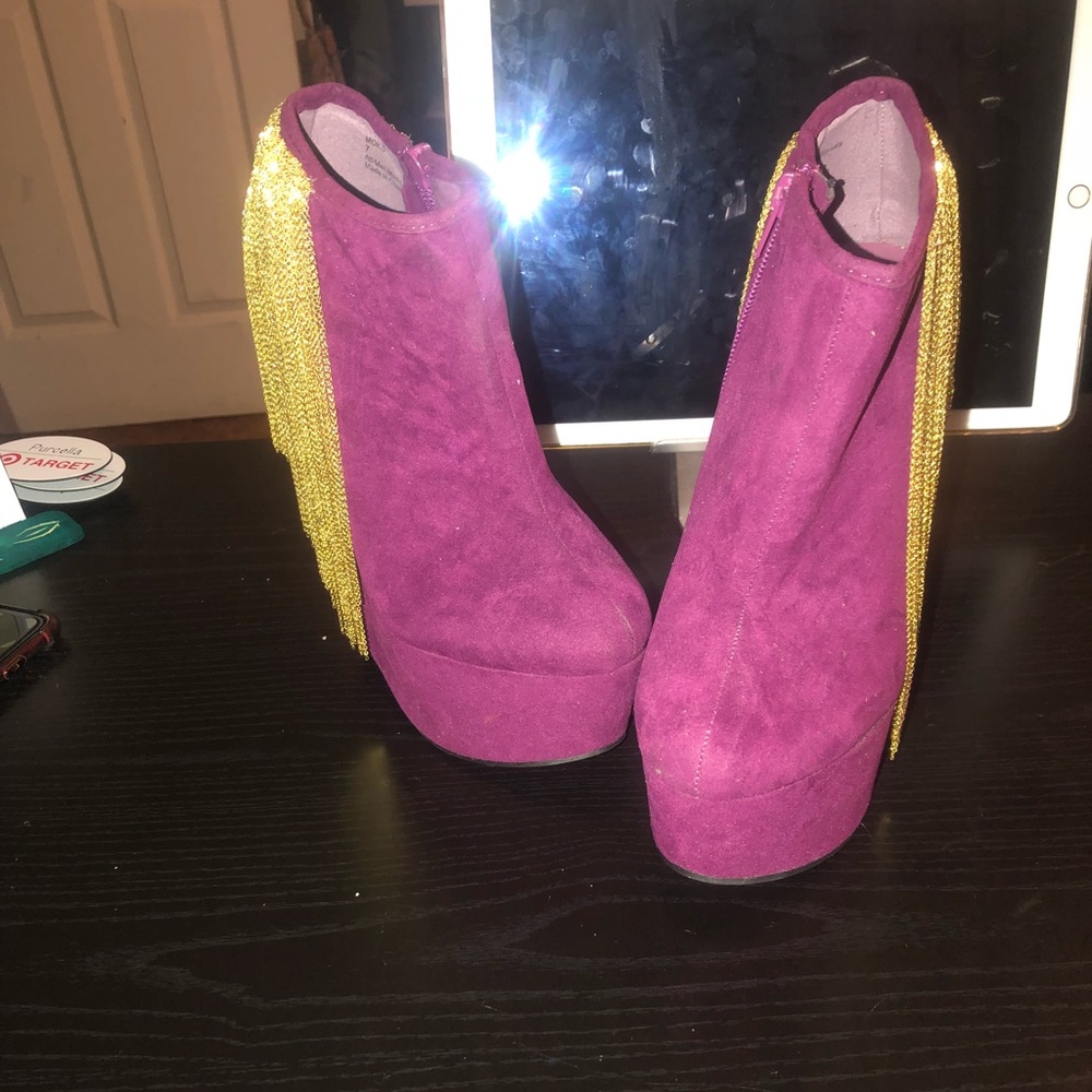 Never Worn - image 3